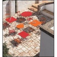 Table 232 - Paola | Table 232 - Paola - Table 232 - Paola, detail - Pacific Compagnie.