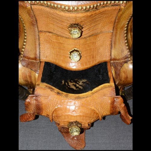 Commode PC - Horns and Croco - High-end furniture with real crocodile skin and horn accents - Pacific Compagnie.