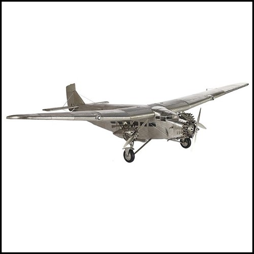 Trimotor model aircraft...