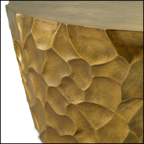 Détail de l'aluminium finition vintage brass de la Table Basse Eichholtz Fiorentino,