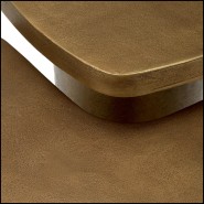 Detail de l'aluminium finition vintage brass du set de 2 table basse eichholtz Pierro
