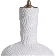 Détail de la céramique blanche de la lampe Andorra