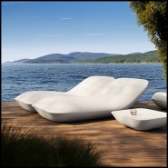 Lounge Chair Vondom, Pillow Collection in a contemporary outdoor setting