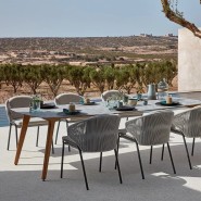 Table à manger 48 - Torsa | Dining table 24- Torsa - Torsa table in dining room - Pacific Compagnie.