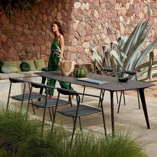 Table à manger 48 - Torsa | Dining table 24- Torsa - 24- Torsa table angle - Pacific Compagnie.