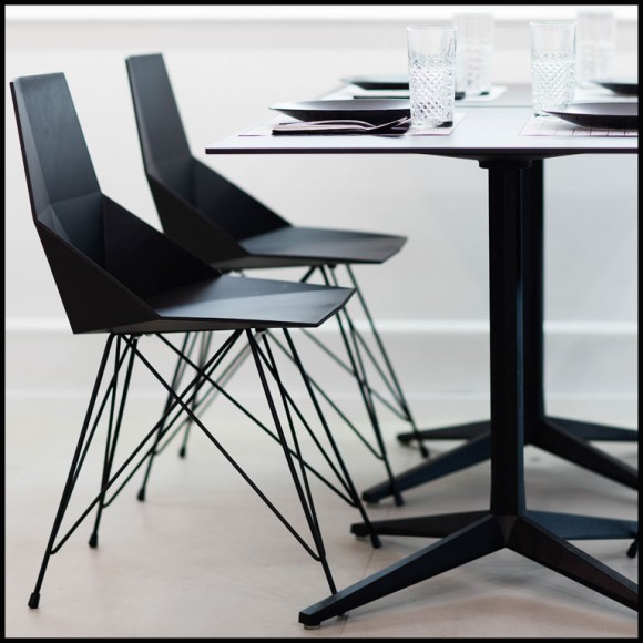 Chaise de Repas 111 - Faz Set of 4 - Résine empilable - Pacific Compagnie.