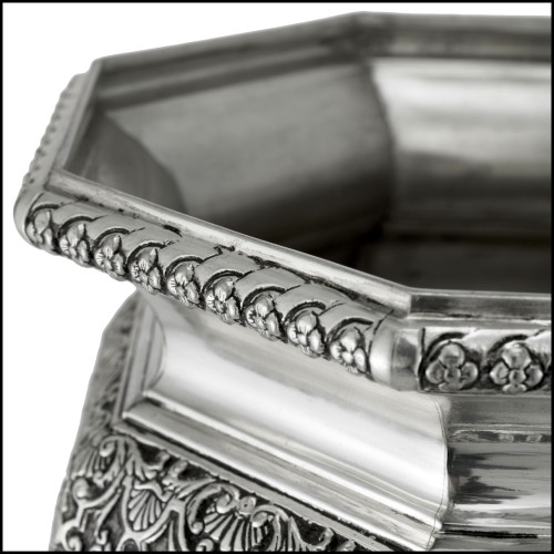 Objet décoratif 24 - Walpole - High-end decorative item with intricate silver accents - Pacific Compagnie.