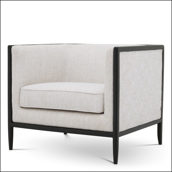 120084 - Elegant cream luxury chair with sturdy hevea wood legs - Pacific Compagnie.