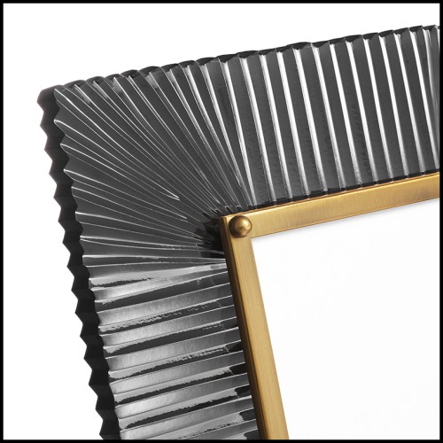 Cadre photo 24 - Camille - Elegant decorative accessory with a photo size of 18cm by 13cm and a white frame - Pacific Compagnie.