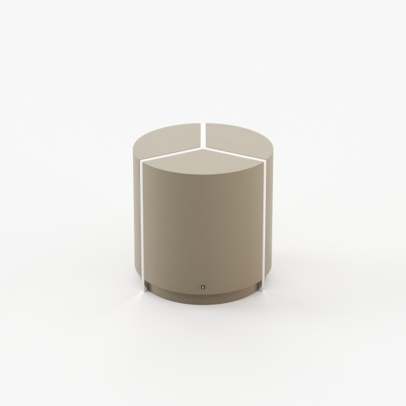 Table d’appoint 174 - Riga - 50cm high wooden side table with aged oak veneer matte finish and metal accents - Pacific Compagnie