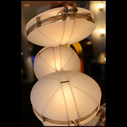 Lampe PC - T33 Akram Legrand - Lumière Pacific Compagnie.