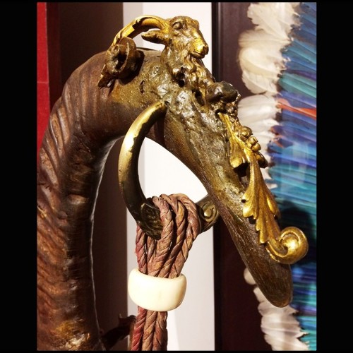 Fauteuil 120 - Zebra King - Salon Pacific Compagnie.