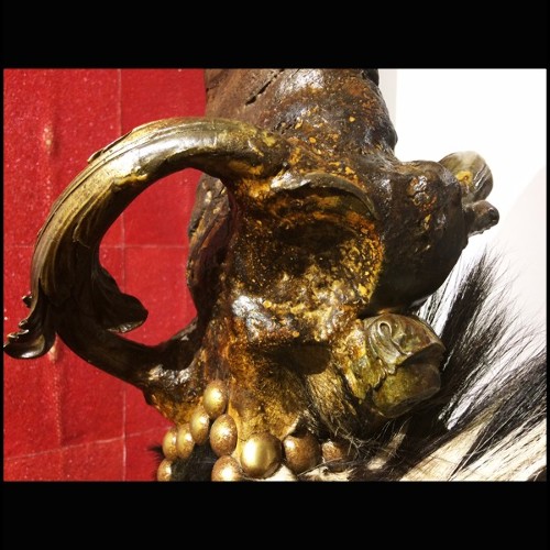 Fauteuil 120 - Zebra King - Luxe Pacific Compagnie.