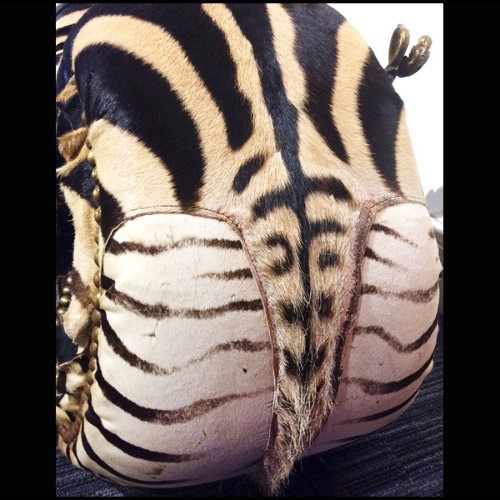 Fauteuil 120 - Zebra King - Zèbre Pacific Compagnie.