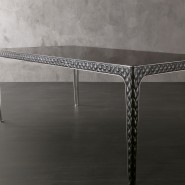 Tables 150 - Alexander - Elegant chrome and leather table for fine dining - Pacific Compagnie.
