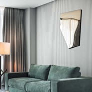 Accessoires de maison 150 - Esprit - Elegant varnished gold decor piece for luxurious homes - Pacific Compagnie.