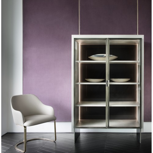 Buffets 150 - Iole High - Vue de côté d'un buffet de luxe en laiton bronzé - Pacific Compagnie.