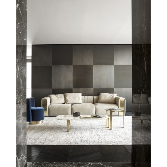 Canapés 150 - Luz - Premium Canapés 150- Luz in brushed brass with varying sizes - Pacific Compagnie.