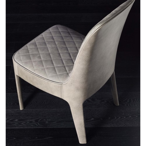 Chaises 150 - Aria - Elegant leather seating with compact footprint - Pacific Compagnie.