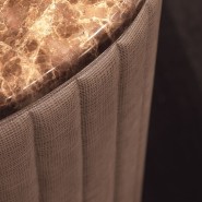 Tables d’appoint 150 - Bach | Table d'appoint de luxe en métal avec pieds chromés - Pacific Compagnie.