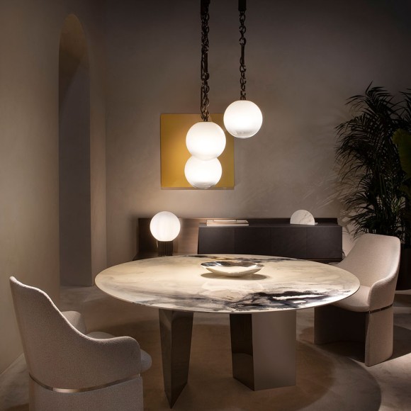 Tables 150 - Blanco - Sophisticated round table with diametric measurements and luxury decoro material - Pacific Compagnie.