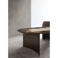 Tables 150 - President | Décoration intérieure de luxe avec table en laiton bronzé ébène - Pacific Compagnie.