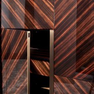 Buffets 150 - Blade High - Luxury buffet with intricate bronze details - Pacific Compagnie.