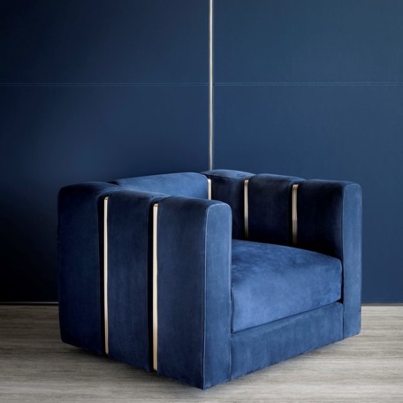 Fauteuils 150 - Club - High-end brushed brass lounge chair with elegant lines - Pacific Compagnie.