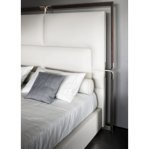 Lits 150 - Grace | Lit de sommeil en laiton bronzé de style élégant - Pacific Compagnie.