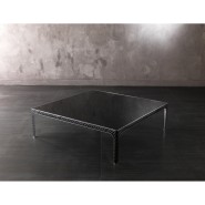 Tables basses 150 - Oliver - Luxury leather coffee table in small square shape - Pacific Compagnie.