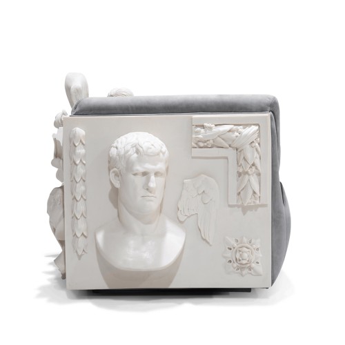 Fauteuil 145 - Versailles - Fauteuil en bois sculpté à la main avec panneaux en résine et coussins en velours, dimensions person