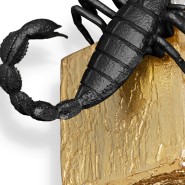 Lampe murale 145 - Cubic Sconces - Gold-plated wall sconce with irregular surface - Pacific Compagnie.