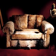 Fauteuil 39 - Simpson Country - Elegant armchair with wooden frame - Pacific Compagnie.