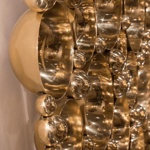 Miroir 145 - Newton - Statement gold mirror with luxurious finish - Pacific Compagnie.