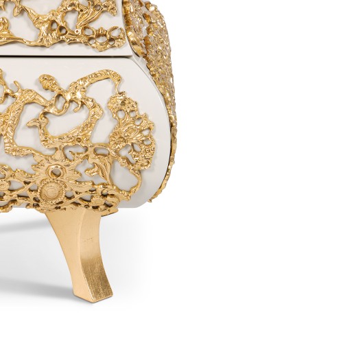 Table de nuit 145 - Crochet - Table de nuit en crème et or, pieds en feuille d'or brillante - Pacific Compagnie.