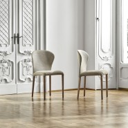 Chaise 163 - Astrid - Chaise en bois Astrid de style unique - Pacific Compagnie.