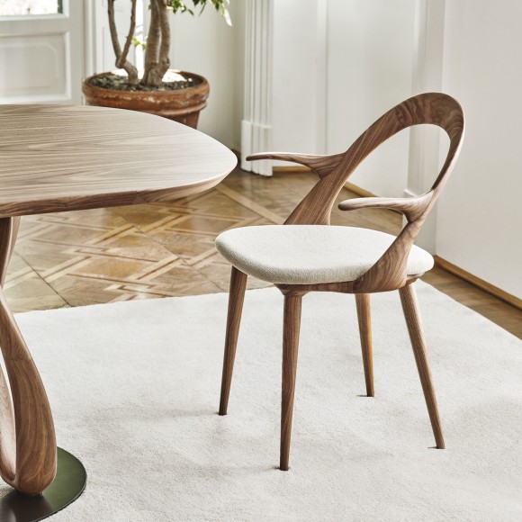 Chaise 163 - Ester - Comfortable wood chair for home decor - Pacific Compagnie.
