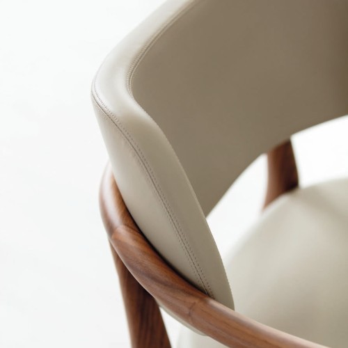 Chaise 163 - Nissa - Chaise en bois à dossier haut - Pacific Compagnie.