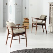 Chaise 163 - Nissa - Chaise en bois avec pieds en bois massif - Pacific Compagnie.