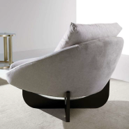 Fauteuil 39 - Frisbie - Beech‑pine armchair, sleek lines - Pacific Compagnie.
