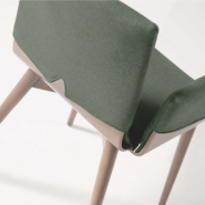 Fauteuil 39 - Maiko - Fauteuil en bois hêtre, coloris variés - Pacific Compagnie.