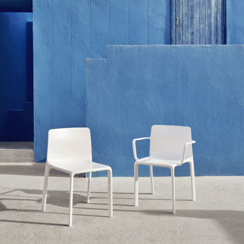 Chaise 111 - Kes - Chaise moderne sans accoudoirs - Pacific Compagnie.