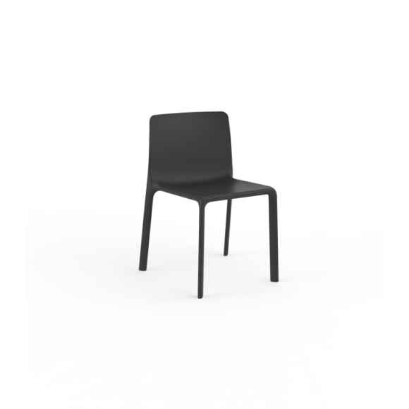 Chaise 111 - Kes - Design scandinave, ligne fluide - Pacific Compagnie.
