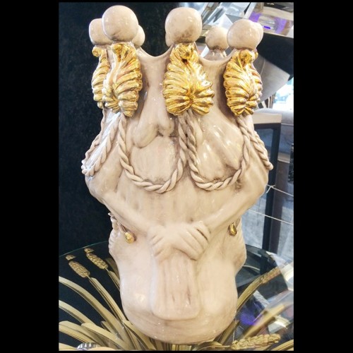 Vase 162 - Valet Moro Woman Main - Pacific Compagnie.