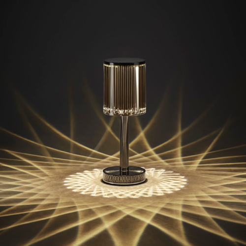 Lampe à poser 111 - Gatsby – design carré résine – Pacific Compagnie.