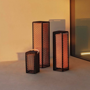 Lampe d'extérieur 111 - The Factory – modern aluminum garden light, medium height – Pacific Compagnie.