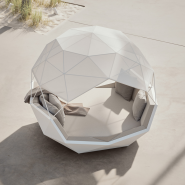 Méridienne 111 - Iglu - sleek recyclable daybed, optional canopy, vibrant colors - Pacific Compagnie.