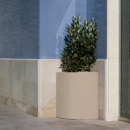 Pot 111 - Angular – angular design, eco‑friendly material, color options – Pacific Compagnie.