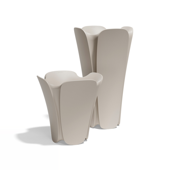 Pot 111 - Pezzettina – stylish square pot, robust material – Pacific Compagnie.