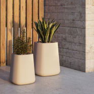 Pot 111 - Ulm - Chic polymer pot, perfect for décor - Pacific Compagnie.